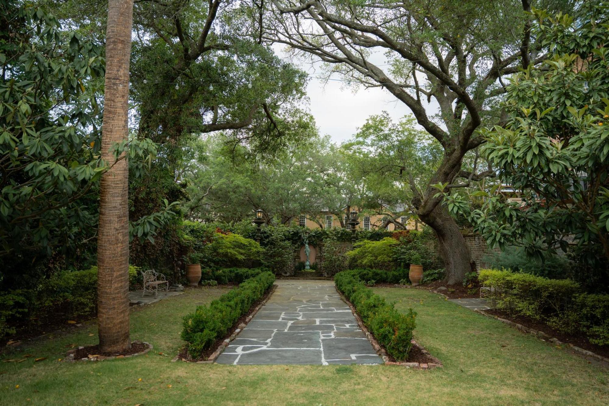 20 South Battery Bed & Breakfast Charleston Exterior photo
